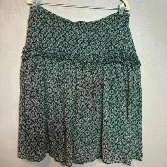 Christopher & Banks Women's Skirt Black White Floral Ruffle Polyester Size‎ 14 - Picture 1 of 7